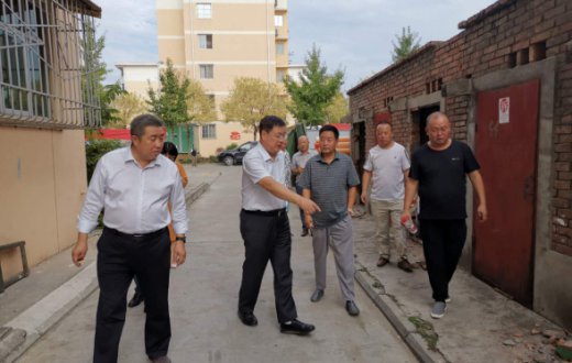 市国资公司领导前往陕西北方动力有限责任公司家属区检查“三供一业”维修改造工作