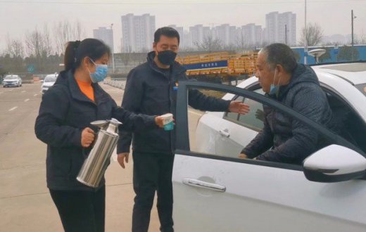 党员阵地在身边 织密服务保障网—四通公司党支部开展“党员干部深入一线送温暖”活动