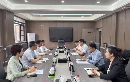 加快工业园区建设  夯实产业发展平台 —— ——宝鸡市陈仓区委副书记、区长马小锋莅临宝鸡市工业发展集团有限公司座谈交流